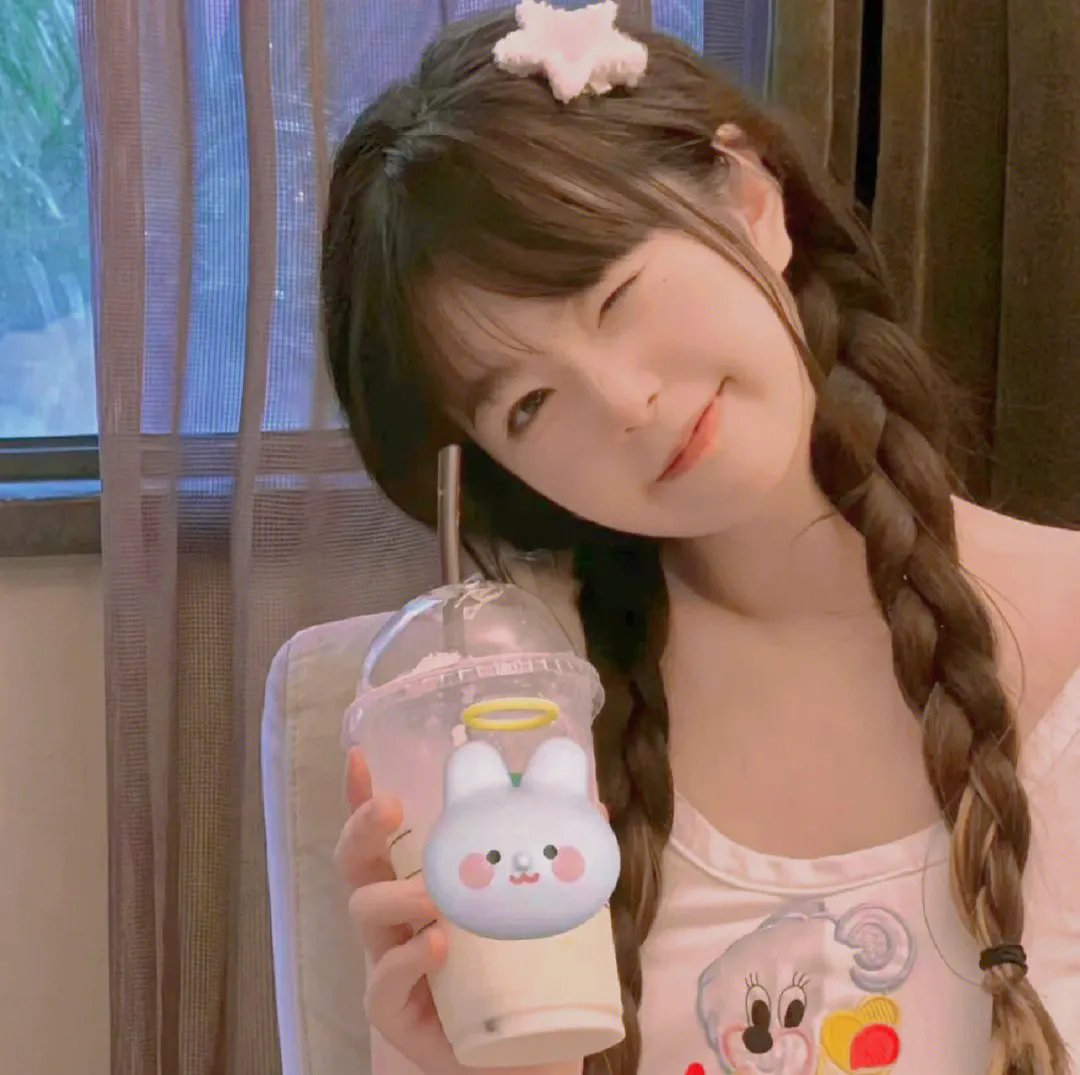 美女食神